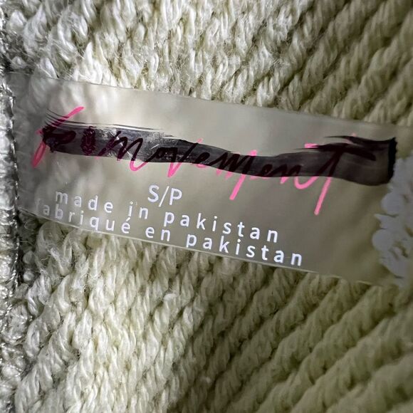 FP Movement Start Up Pullover - Picture 13 of 13